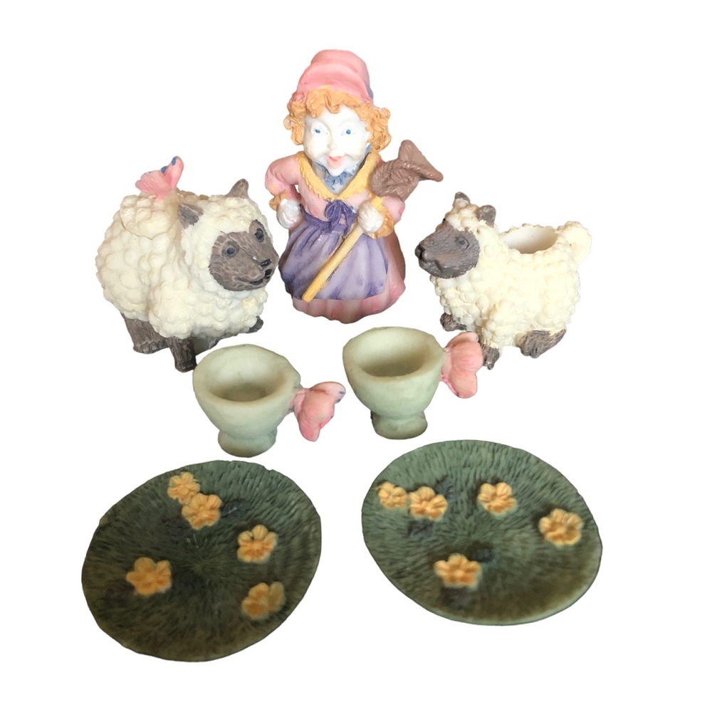 Little Bo Peep Miniature Tea Set - Picture 5 of 9